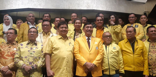 Mengantongi Dukungan Dari Para Senior Golkar, Airlangga Diklaim Dapat 514 Suara Mengantongi Dukungan Dari Para Senior Golkar, Airlangga Diklaim Dapat 514 Suarai