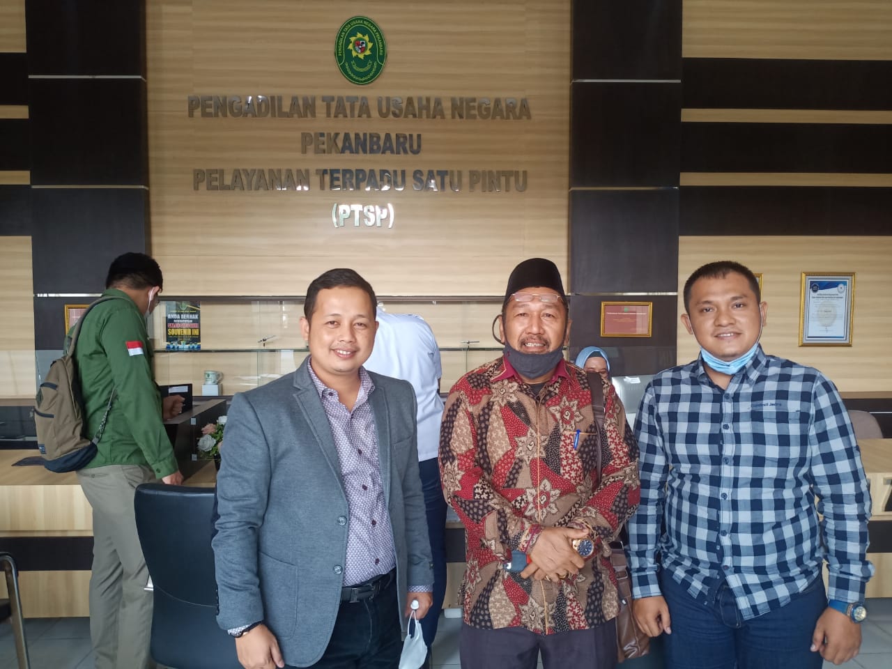 Palsukan Surat Tanah, Mafia Tanah di Pekanbaru Berhasil Tilap Uang Rp500 Juta Palsukan Surat Tanah, Mafia Tanah di Pekanbaru Berhasil Tilap Uang Rp500 Jutai