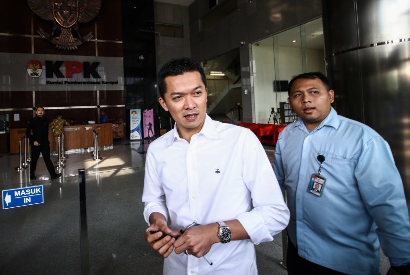 KPK Dalami Pengakuan Taufik Hidayat KPK Dalami Pengakuan Taufik Hidayati