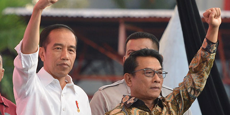 Demi Tunjukkan Netralitas, Presiden Joko Widodo Disarankan Copot Moeldoko Demi Tunjukkan Netralitas, Presiden Joko Widodo Disarankan Copot Moeldokoi