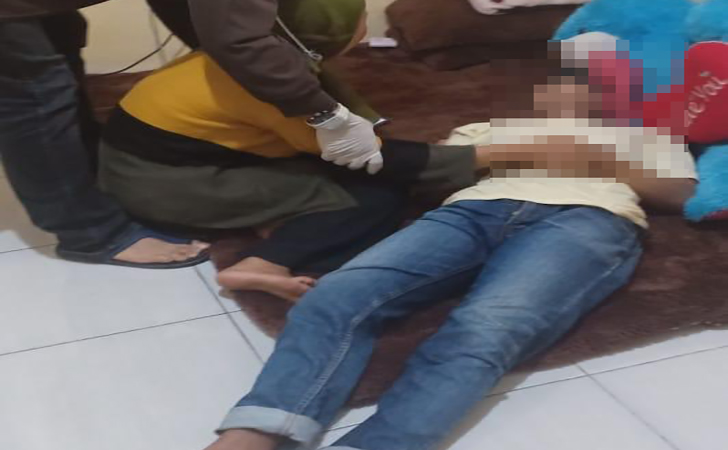 Mahasiswa di Pekanbaru Diduga Gantung Diri Sebab Kecewa Dengan Pacarnya Mahasiswa di Pekanbaru Diduga Gantung Diri Sebab Kecewa Dengan Pacarnyai