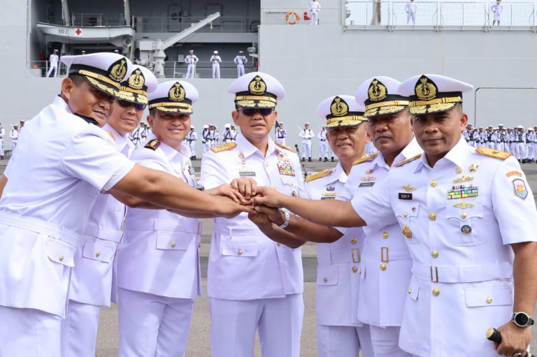 Pangkoarmada II Pimpin Sertijab Tiga Jabatan Strategis di Jajaran Koarmada II