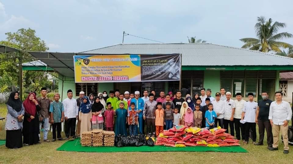 Sambut Bulan Ramadhan 1443 H, Pemuda Desa Pangkalan Baru Santuni Anak Yatim Sambut Bulan Ramadhan 1443 H, Pemuda Desa Pangkalan Baru Santuni Anak Yatimi