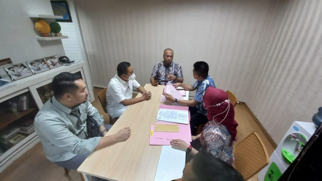 Tahap II dalam Perkara PT Waskita Karya atas nama 4 Orang Tersangka Tahap II dalam Perkara PT Waskita Karya atas nama 4 Orang Tersangkai