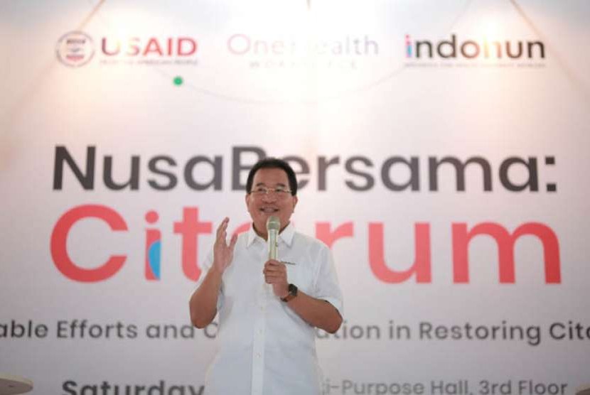 Tenang, Vaksin Covid-19 Bagi Warga Dipastikan Aman Tenang, Vaksin Covid-19 Bagi Warga Dipastikan Amani
