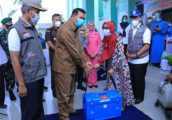 Pekanbaru Baru Dapat 11.040 Dosis Vaksin Covid-19