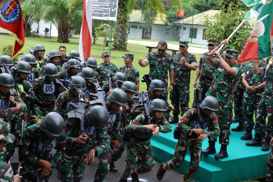 Pangdam I/BB Tinjau Lomba Lintas Medan di Brigif 7/RR, Dorong Ketangguhan Prajurit Jelang HUT ke-75 Kodam I/BB