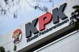 KPK Periksa Sejumlah Pejabat Pemkab Bengkalis, Tiga Diantaranya Anggota DPRD KPK Periksa Sejumlah Pejabat Pemkab Bengkalis, Tiga Diantaranya Anggota DPRDi