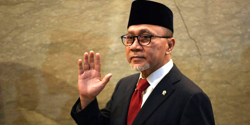 Serahkan Urusan Migor Curah ke Luhut, Zulhas Menyerah Sebelum Berperang Serahkan Urusan Migor Curah ke Luhut, Zulhas Menyerah Sebelum Berperangi