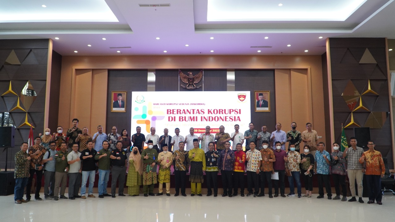 FOCUS GROUP DISCUSSION (FGD) DALAM RANGKA PERINGATAN HARI ANTI KORUPSI SEDUNIA FOCUS GROUP DISCUSSION (FGD) DALAM RANGKA PERINGATAN HARI ANTI KORUPSI SEDUNIAi