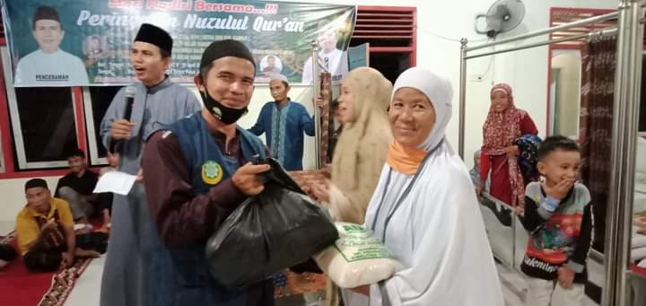 Dewan Dakwah Kampar Adakan Safari Ramadhan Sekaligus Pemberian Santunan di Desa Pulau Jambu Dewan Dakwah Kampar Adakan Safari Ramadhan Sekaligus Pemberian Santunan di Desa Pulau Jambui