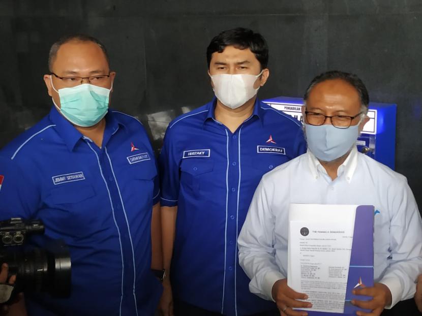 Kubu KLB Diminta Tunjukkan Aturan tak Boleh Ubah AD/ART Kubu KLB Diminta Tunjukkan Aturan tak Boleh Ubah AD/ARTi