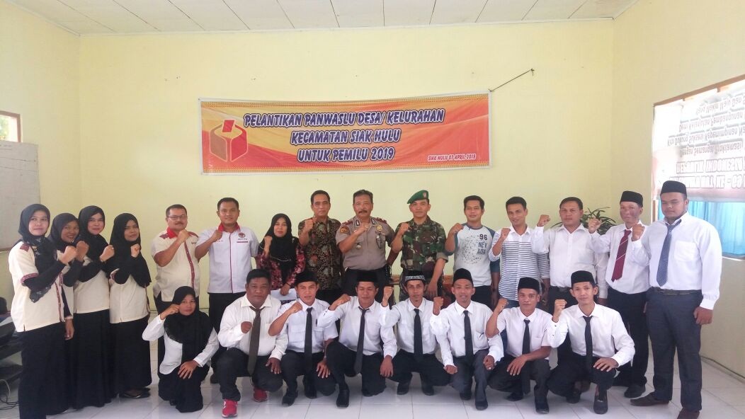Jelang Pemilu 2019, Panwaslu Siak Hulu Lantik Panwaslu Desa Se-Kecamatan Siak Hulu Jelang Pemilu 2019, Panwaslu Siak Hulu Lantik Panwaslu Desa Se-Kecamatan Siak Hului