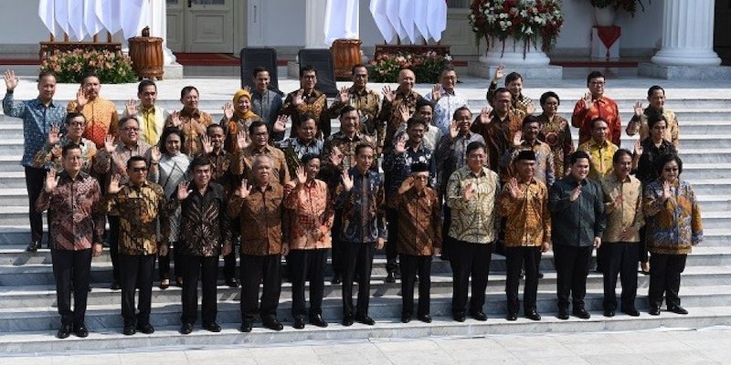 Jika Reshuffle Acuannya Kontroversi, Tiga Menteri Ini Layak Diganti Jika Reshuffle Acuannya Kontroversi, Tiga Menteri Ini Layak Digantii