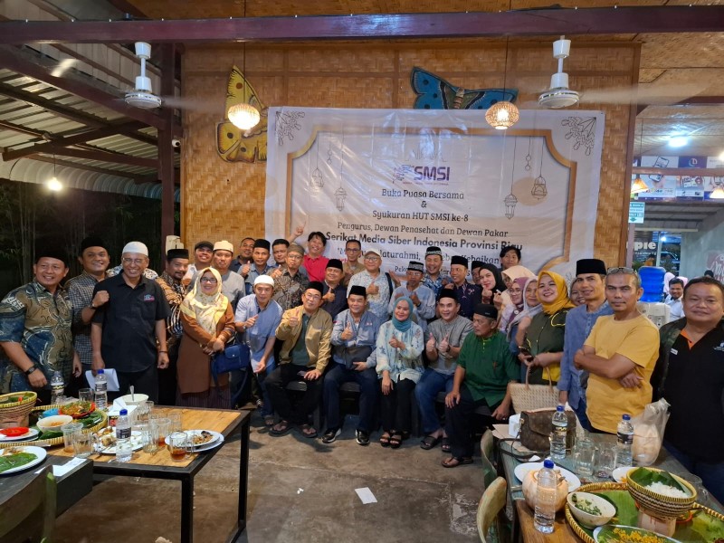  SMSI Riau Gelar Buka Bersama dan Syukuran 8 Tahun SMSI di Wareh Kupie Pekanbaru  