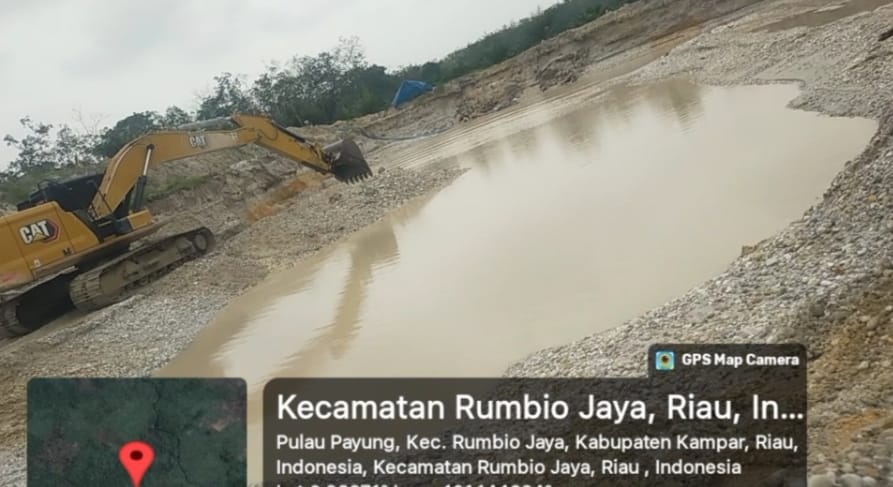 Diduga Ilegal, Tambang Galian C Milik PT RMB Beroperasi Bebas di Kampar — Penegak Hukum Diminta Bertindak Tegas Diduga Ilegal, Tambang Galian C Milik PT RMB Beroperasi Bebas di Kampar — Penegak Hukum Diminta Bertindak Tegasi