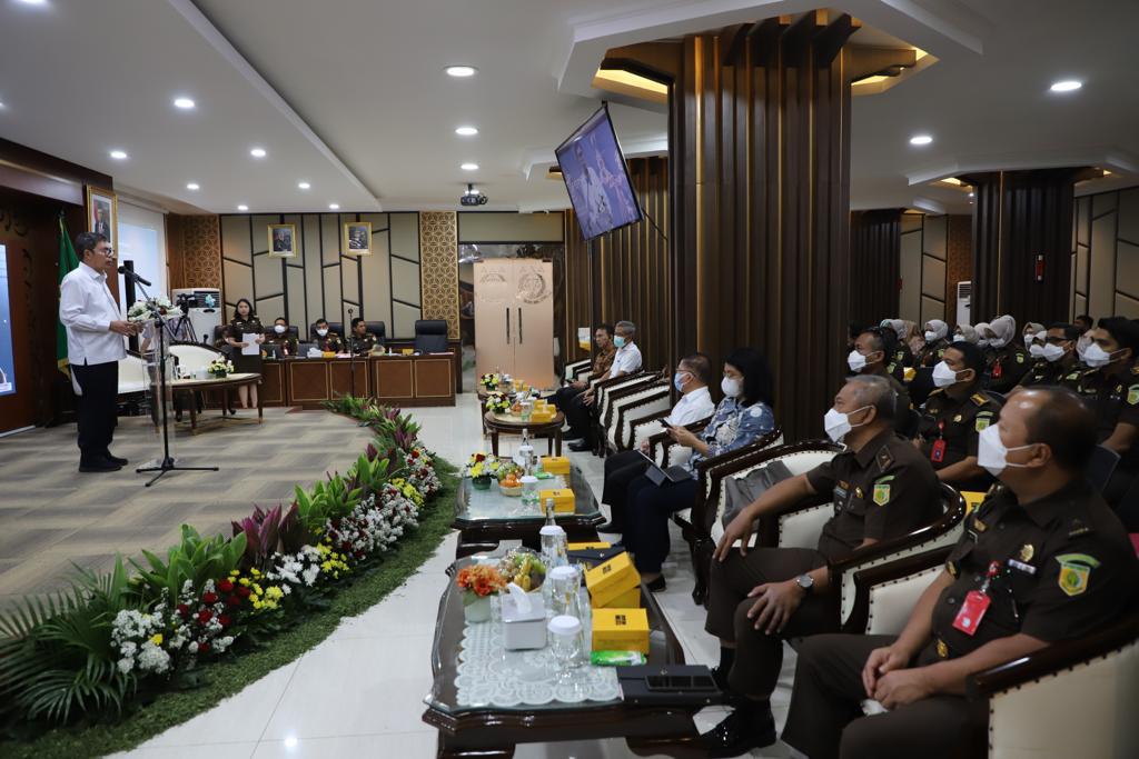 Jaksa Agung Muda Tindak Pidana Umum Menyetujui 12 Pengajuan Restorative Justice Jaksa Agung Muda Tindak Pidana Umum Menyetujui 12 Pengajuan Restorative Justicei
