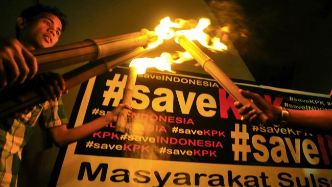 Polemik TWK KPK, Perlawanan Pegawai Berlanjut ke MK Polemik TWK KPK, Perlawanan Pegawai Berlanjut ke MKi