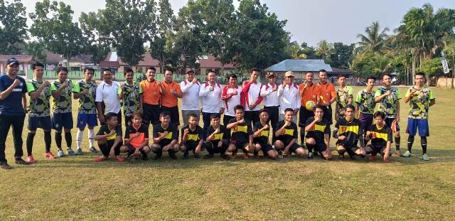 Sambut HUT RI ke-74, Pemerintah Desa Pangkalan Baru Kampar Gelar Turnament Football Sambut HUT RI ke-74, Pemerintah Desa Pangkalan Baru Kampar Gelar Turnament Footballi