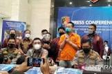 Bareskrim Tangkap Manajer Pengembangan Binomo Bareskrim Tangkap Manajer Pengembangan Binomoi