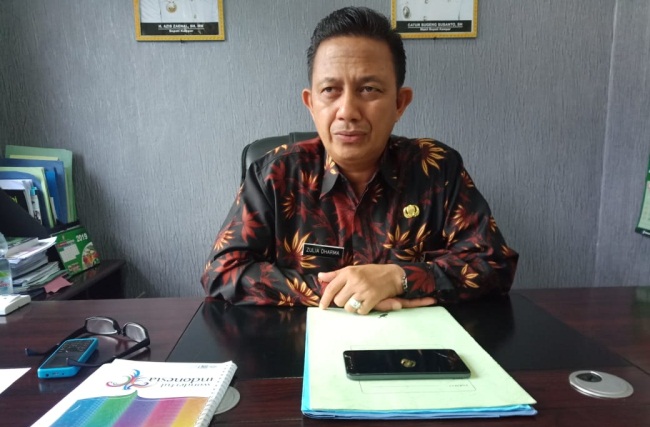 Kadis Pariwisata Zulia Dharma Tidak Tahu Proyek Pembukaan Badan Jalan di Desa Puga Kadis Pariwisata Zulia Dharma Tidak Tahu Proyek Pembukaan Badan Jalan di Desa Pugai