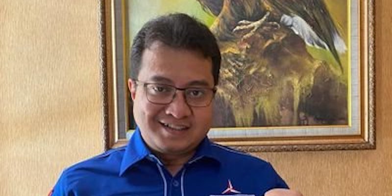 Demokrat ke Jokowi: Anda 3 Kali Tiru BLT-nya SBY, Harusnya Tiru Juga Turunkan BBM 3 Kali saat Minyak Demokrat ke Jokowi: Anda 3 Kali Tiru BLT-nya SBY, Harusnya Tiru Juga Turunkan BBM 3 Kali saat Minyaki