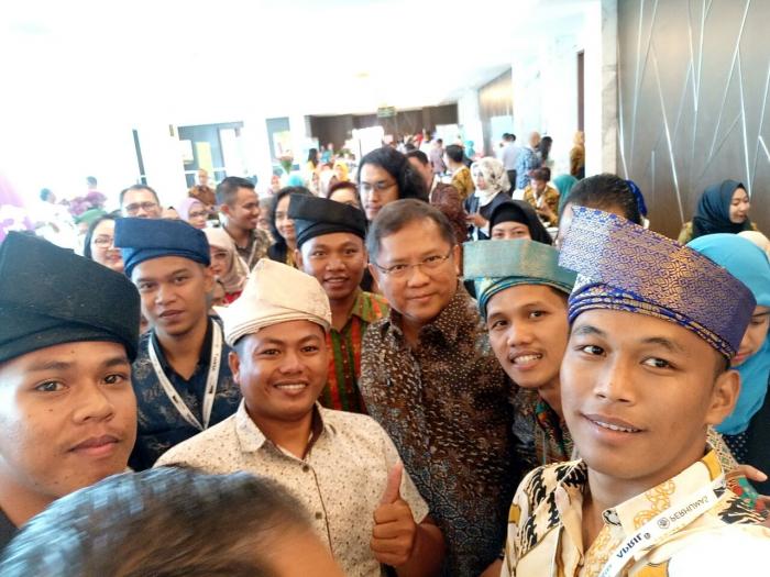 Sebelas Delegasi Perhumas Muda Riau Bertanjak, Hadiri KNH di Bogori