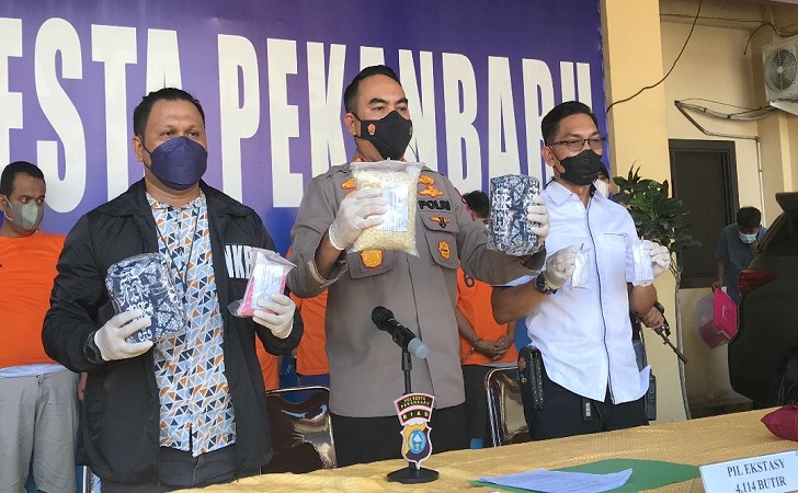 Polresta Pekanbaru Gagalkan Pengiriman Sabu ke Jambigrai