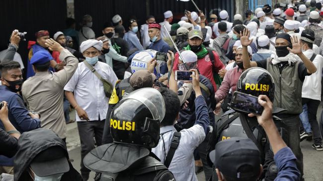 Antiklimaks Aksi 1812: Baru Kumpul, Langsung Dipukul Munduri