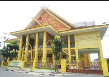 Panglima Lebah Riau Ingatkan Muspidaun Terkait Pembentukan Punggawa Panglima Lebah Riau Ingatkan Muspidaun Terkait Pembentukan Punggawa i
