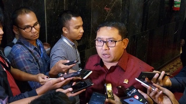 Akun Medsos Fadli Zon Diserang Netizen