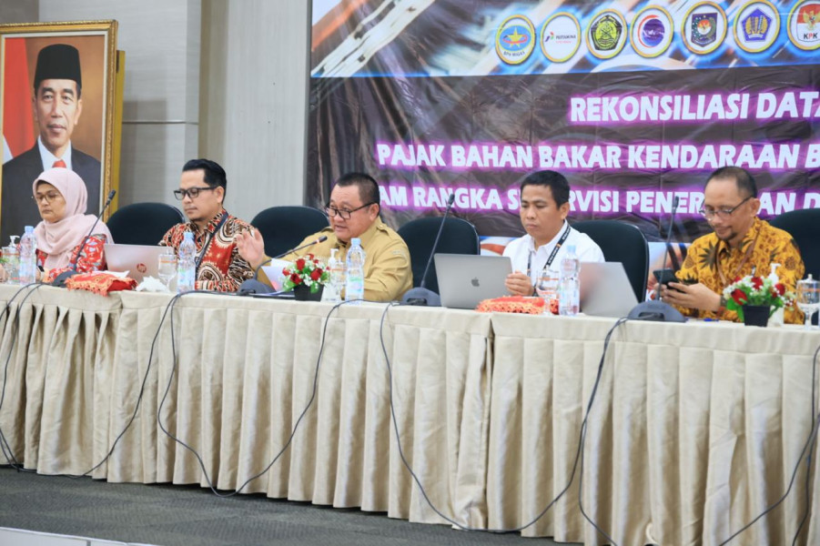 Kemendagri Gelar Rapat Rekonsiliasi Data Penerimaan Pajak Bahan Bakar Kendaraan Bermotor Kemendagri Gelar Rapat Rekonsiliasi Data Penerimaan Pajak Bahan Bakar Kendaraan Bermotori