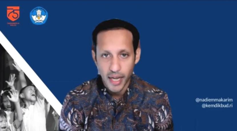 Mendikbud: Kita Masih Kurang 900 Ribu Guru ASN Mendikbud: Kita Masih Kurang 900 Ribu Guru ASNi