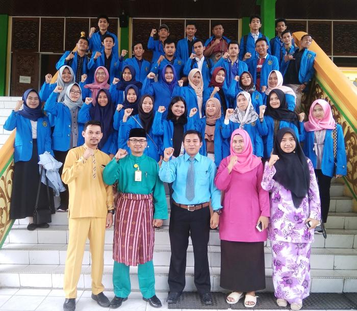 Dalami Ilmu Sejarah dan Peradaban Bumi Lancang Kuning, Mahasiswa UIR Kunjungi Museum Sang Nila Utama Dalami Ilmu Sejarah dan Peradaban Bumi Lancang Kuning, Mahasiswa UIR Kunjungi Museum Sang Nila Utamai
