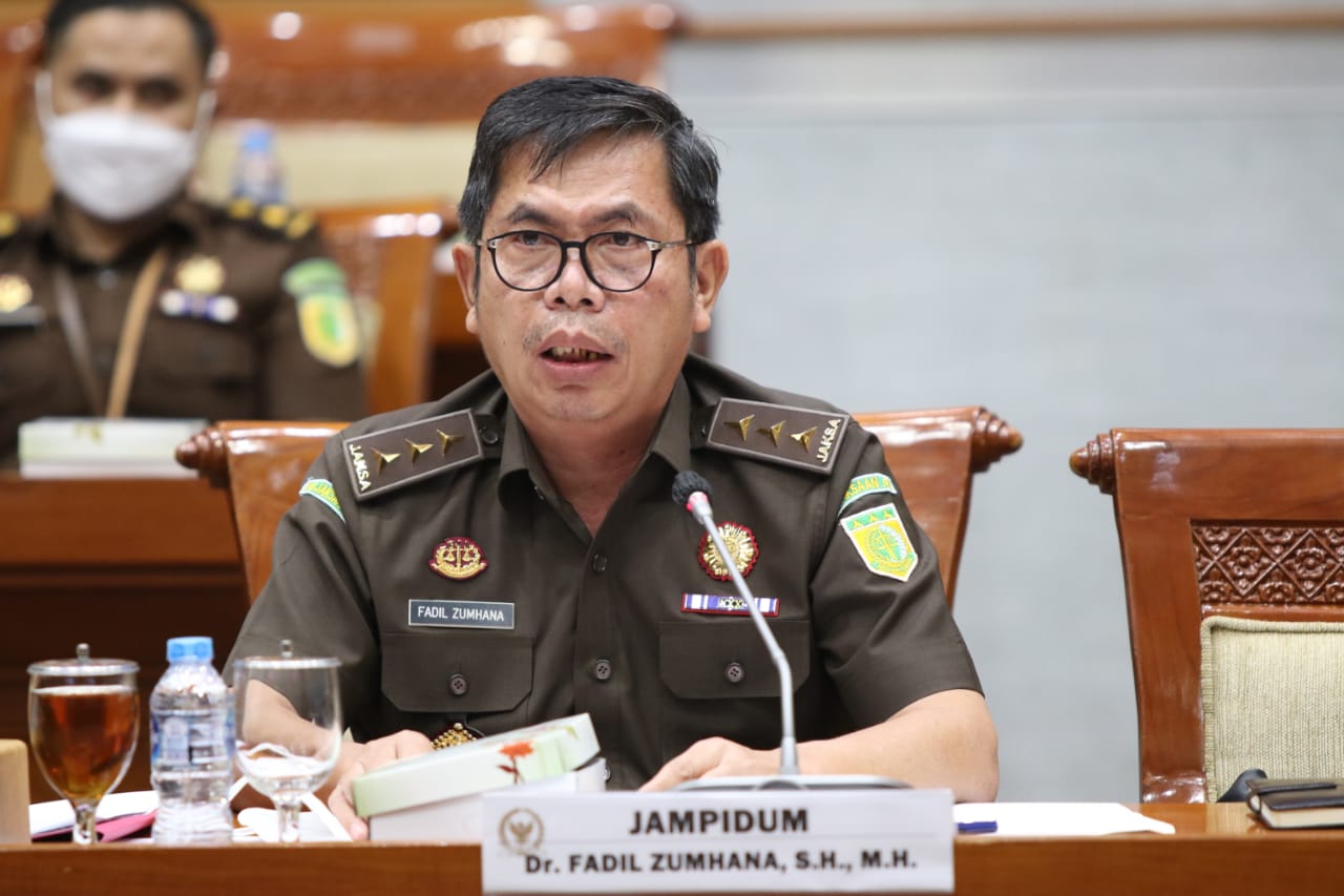 Jaksa Agung Muda Tindak Pidana Umum Menyetujui 2 Pengajuan Penghentian Penuntutan. Jaksa Agung Muda Tindak Pidana Umum Menyetujui 2 Pengajuan Penghentian Penuntutan.i