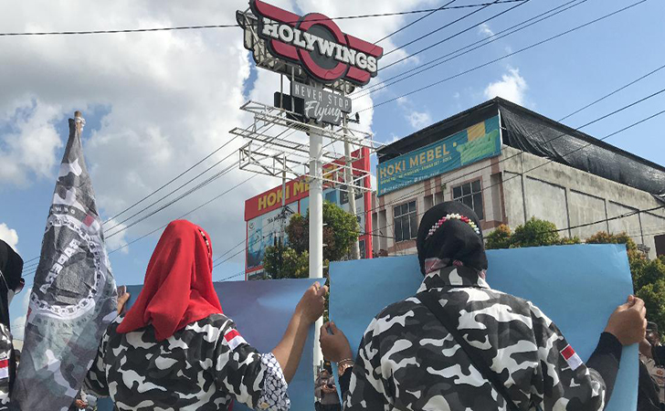 Bapera Riau Minta Holywings Pekanbaru Angkat Kaki Bapera Riau Minta Holywings Pekanbaru Angkat Kakii