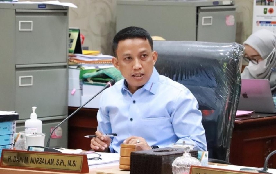 Pemberitaan Dugaan Suap Libatkan Dani Nursalam adalah Hoaks, Berpotensi Langgar UU Pers dan UU ITE Pemberitaan Dugaan Suap Libatkan Dani Nursalam adalah Hoaks, Berpotensi Langgar UU Pers dan UU ITEi