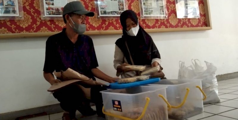 HET Minyak Goreng Dicabut, Pedagang Gorengan Kian Menjerit HET Minyak Goreng Dicabut, Pedagang Gorengan Kian Menjeriti