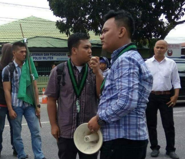 Gubri dan Polda Riau Dinilai Lamban Tangani Karhutla Gubri dan Polda Riau Dinilai Lamban Tangani Karhutlai