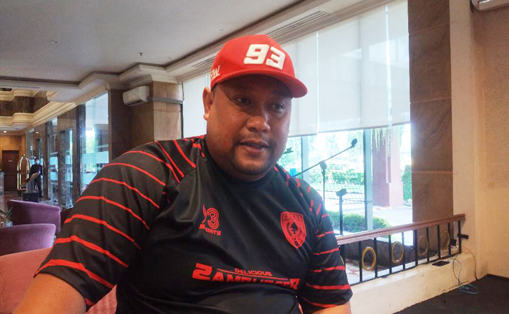 Pemilik PSPS Sesalkan Polresta Pekanbaru Minta Uang Keamanan Rp 40 Juta Pemilik PSPS Sesalkan Polresta Pekanbaru Minta Uang Keamanan Rp 40 Jutai