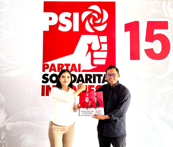 Pilkada Bengkalis, pasangan Kasmarni - Bagus Santoso kembalikan formulir ke PSI Pilkada Bengkalis, pasangan Kasmarni - Bagus Santoso kembalikan formulir ke PSIi