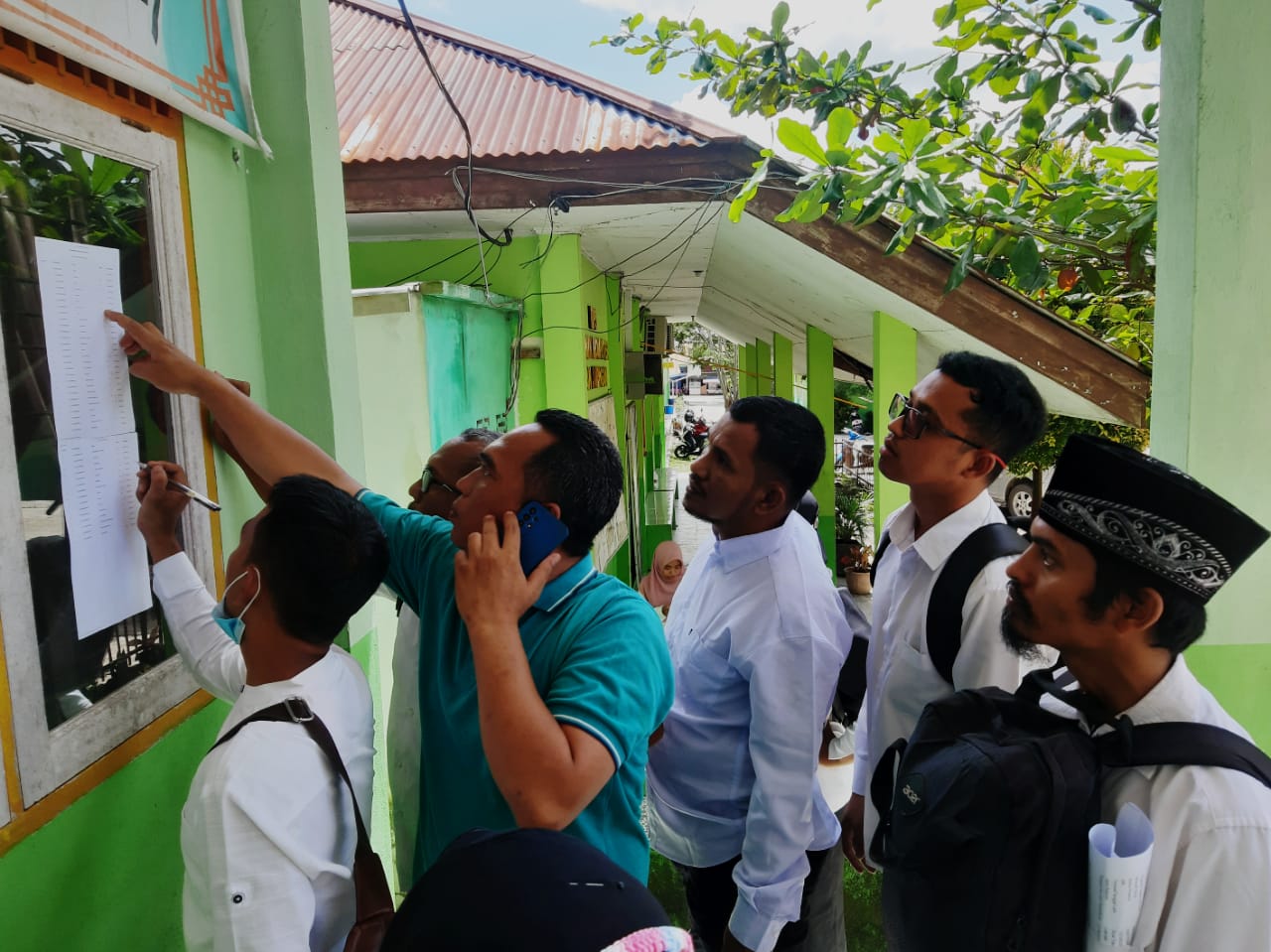KPU Kampar Umumkan Nama Anggota PPK Pemilu 2024 KPU Kampar Umumkan Nama Anggota PPK Pemilu 2024i