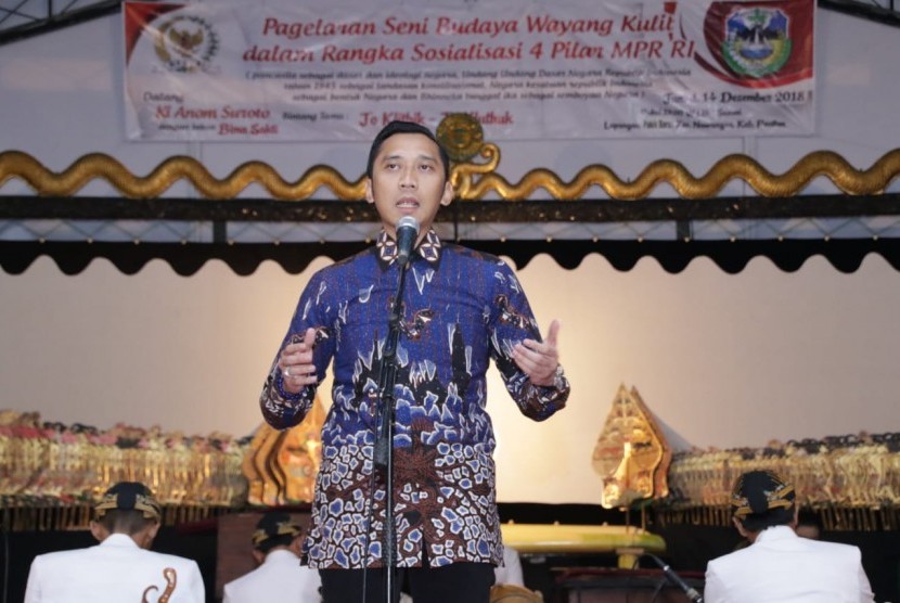 Kasus Varian Omicron Meningkat, Ibas Minta Pemerintah Evaluasi PTM Kasus Varian Omicron Meningkat, Ibas Minta Pemerintah Evaluasi PTMi