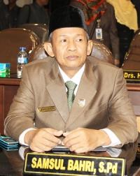 DPRD Pekanbaru Ingatkan Masyarakat Agar Waspada Travel Umroh Bodong DPRD Pekanbaru Ingatkan Masyarakat Agar Waspada Travel Umroh Bodongi