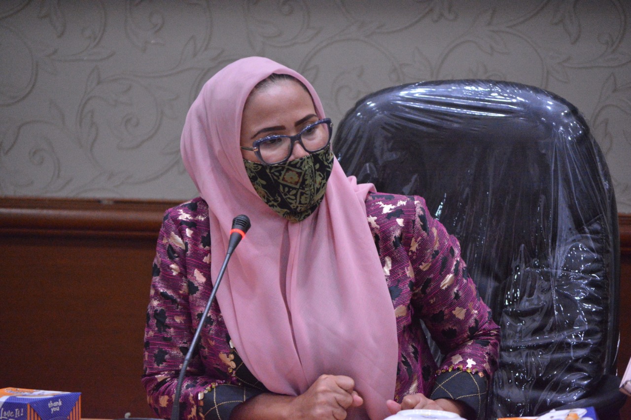 Segera panggil kadisdik ,Ade Hartati : DPRD Riau akan jalankan fungsi pengawasan dan monitoring Segera panggil kadisdik ,Ade Hartati : DPRD Riau akan jalankan fungsi pengawasan dan monitoringi