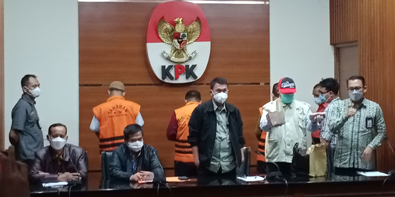 Resmi Berstatus Tersangka, Hakim Itong Langsung Menginap di Rutan KPK Resmi Berstatus Tersangka, Hakim Itong Langsung Menginap di Rutan KPKi