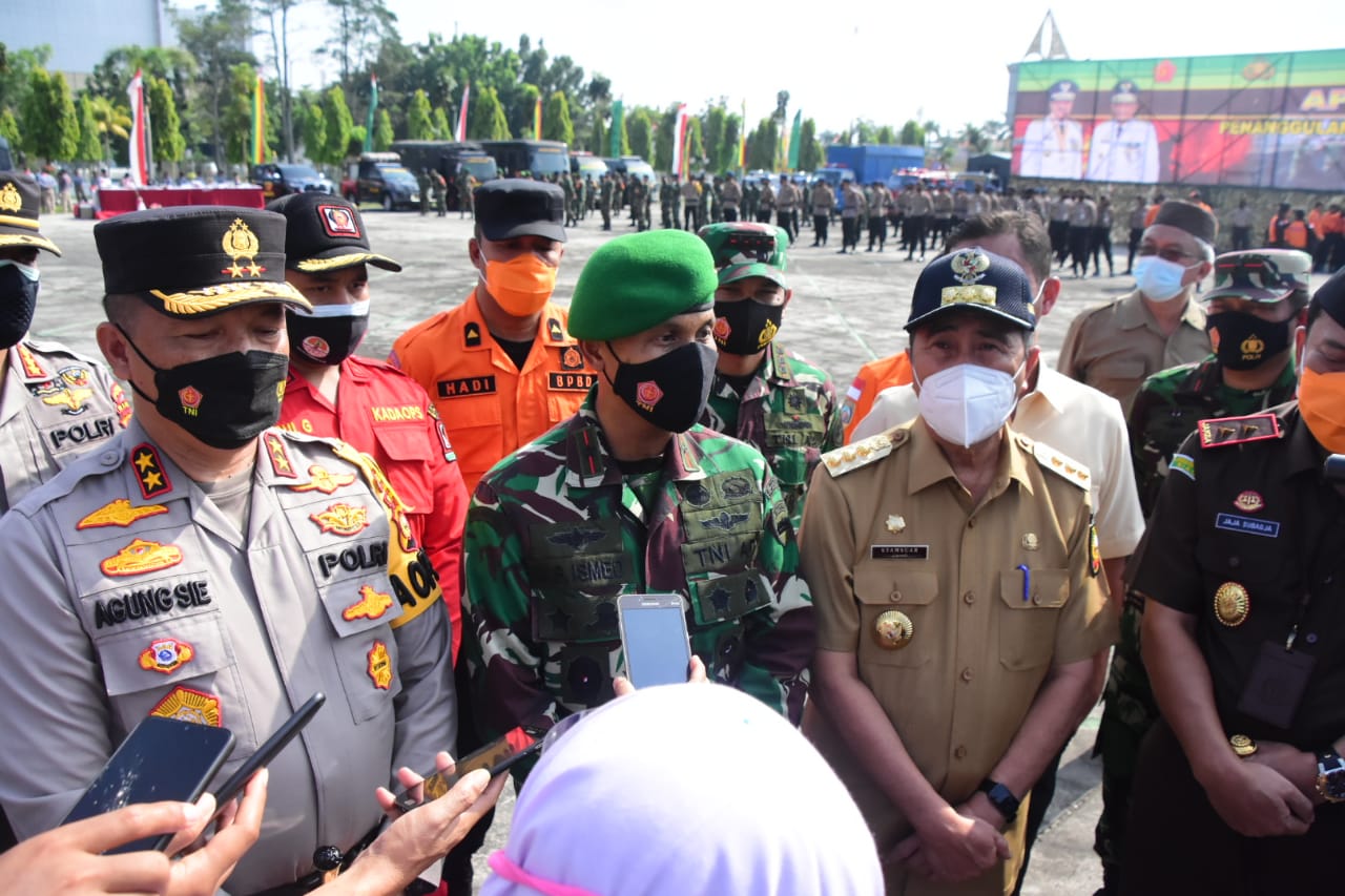 Gubernur Riau Ucapkan Terimakasih Kepada TNI AD Laksanakan TMMD Ke 110 di Riau Gubernur Riau Ucapkan Terimakasih Kepada TNI AD Laksanakan TMMD Ke 110 di Riaui