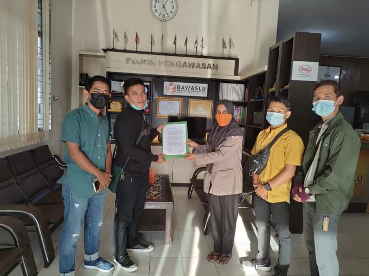 KRPR datangi Bawaslu : Diskualifikasi Suara di 25 TPS, Jangan Kasih Ampun! KRPR datangi Bawaslu : Diskualifikasi Suara di 25 TPS, Jangan Kasih Ampun!i