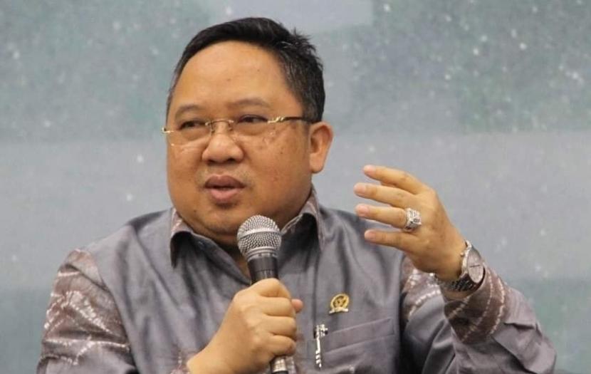 PPP Copot Kubu Suharso dari Kursi Pimpinan Komisi V PPP Copot Kubu Suharso dari Kursi Pimpinan Komisi Vi