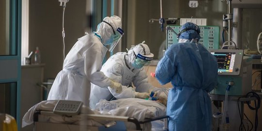 Kemenkes Bantah RS Kolaps Imbas Lonjakan Pasien Covid Kemenkes Bantah RS Kolaps Imbas Lonjakan Pasien Covidi